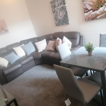 Rossy Home Of Relaxations Stoke-on-Trent Екстер'єр фото