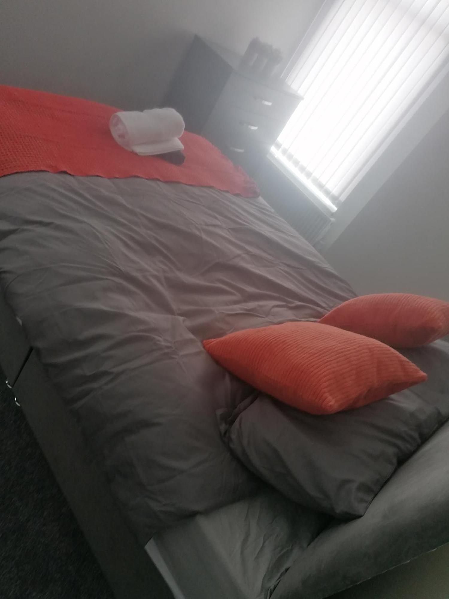 Rossy Home Of Relaxations Stoke-on-Trent Екстер'єр фото