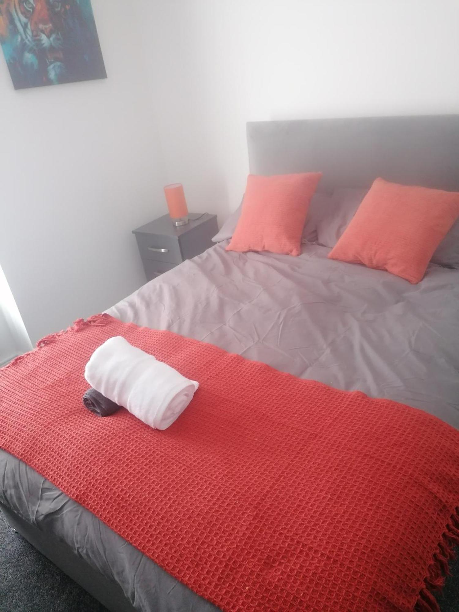 Rossy Home Of Relaxations Stoke-on-Trent Екстер'єр фото