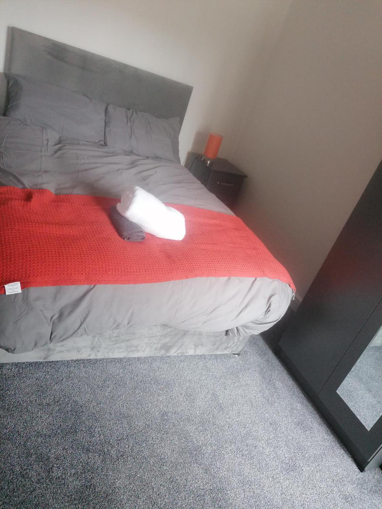 Rossy Home Of Relaxations Stoke-on-Trent Екстер'єр фото
