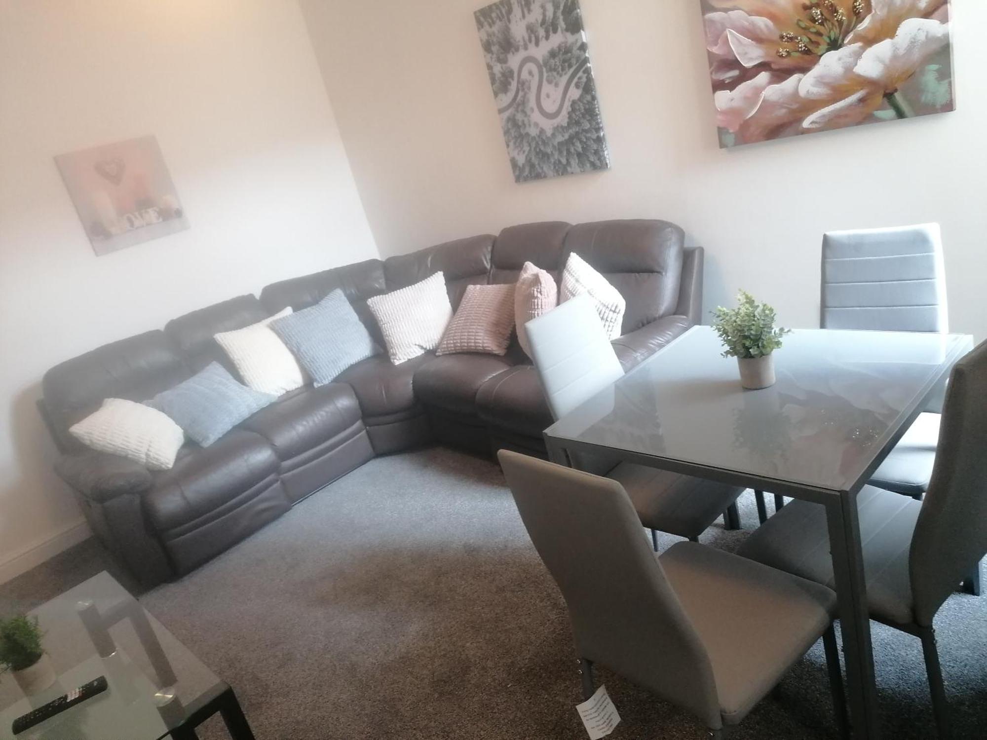 Rossy Home Of Relaxations Stoke-on-Trent Екстер'єр фото